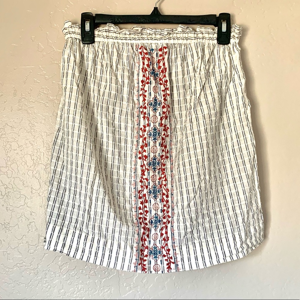 Universal Threads tube top